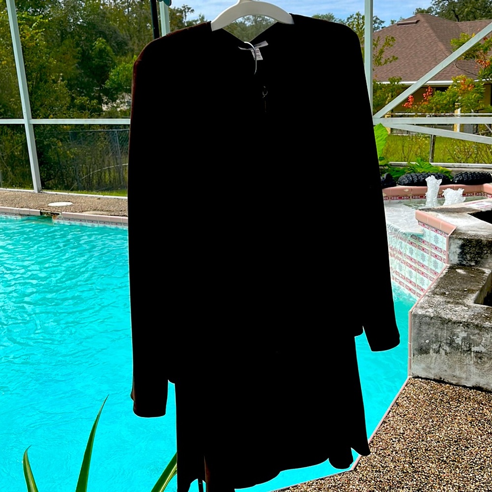 JM Collection Skirt and Blazer ladies suit .
